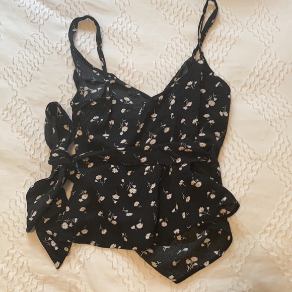 Black Floral Wrap Tank - Picture 2 of 2